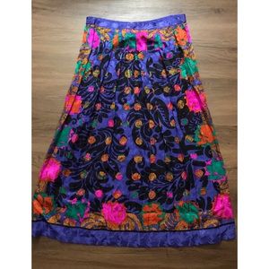Vintage 100% silk vibrant pleated skirt